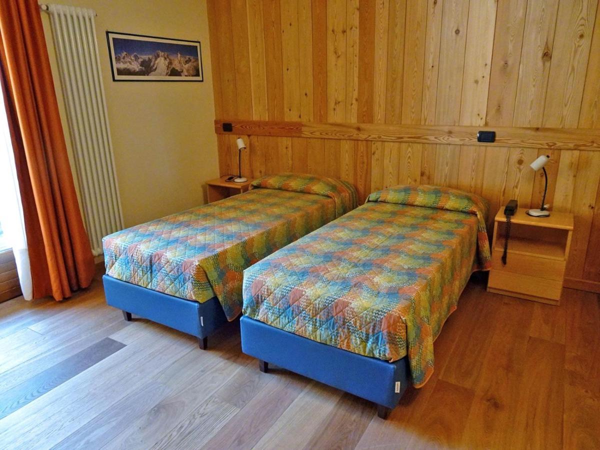 קורמאיור Hotel Aigle מראה חיצוני תמונה