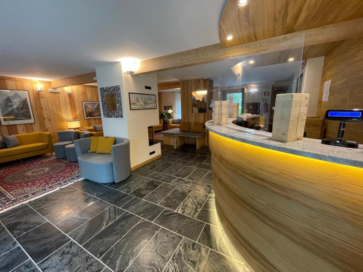 קורמאיור Hotel Aigle מראה חיצוני תמונה