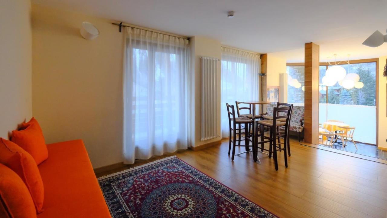 קורמאיור Hotel Aigle מראה חיצוני תמונה